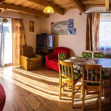 Feriehus Chatyliptov V Srdci Liptova Liptovský Trnovec