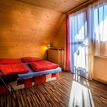 בית נופש Chatyliptov V Srdci Liptova